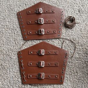 Brown Synthetic Leather gauntlet